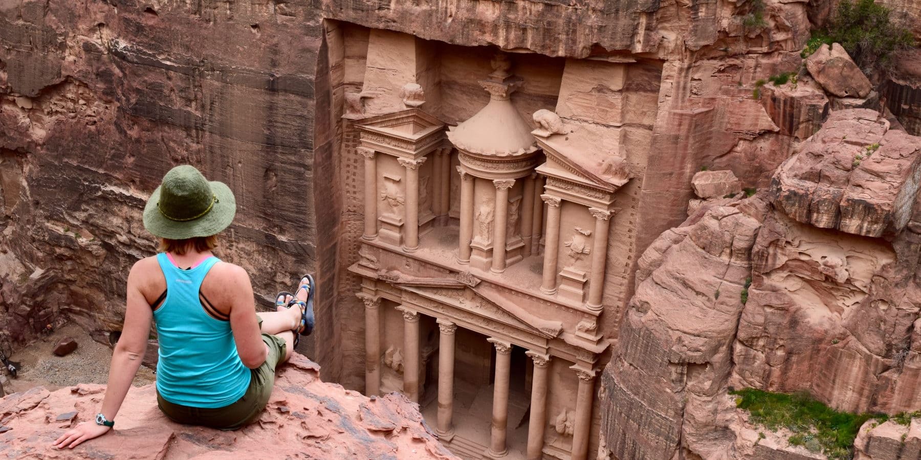 Solo Woman Travel in Jordan: Safe & Enjoyable Tours with Expert Advice and Women-Friendly Experiences